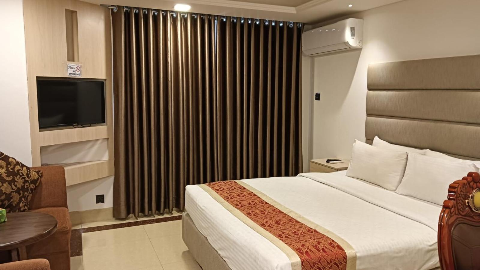 Marino Hotel - Best Near Airport Дакка Экстерьер фото