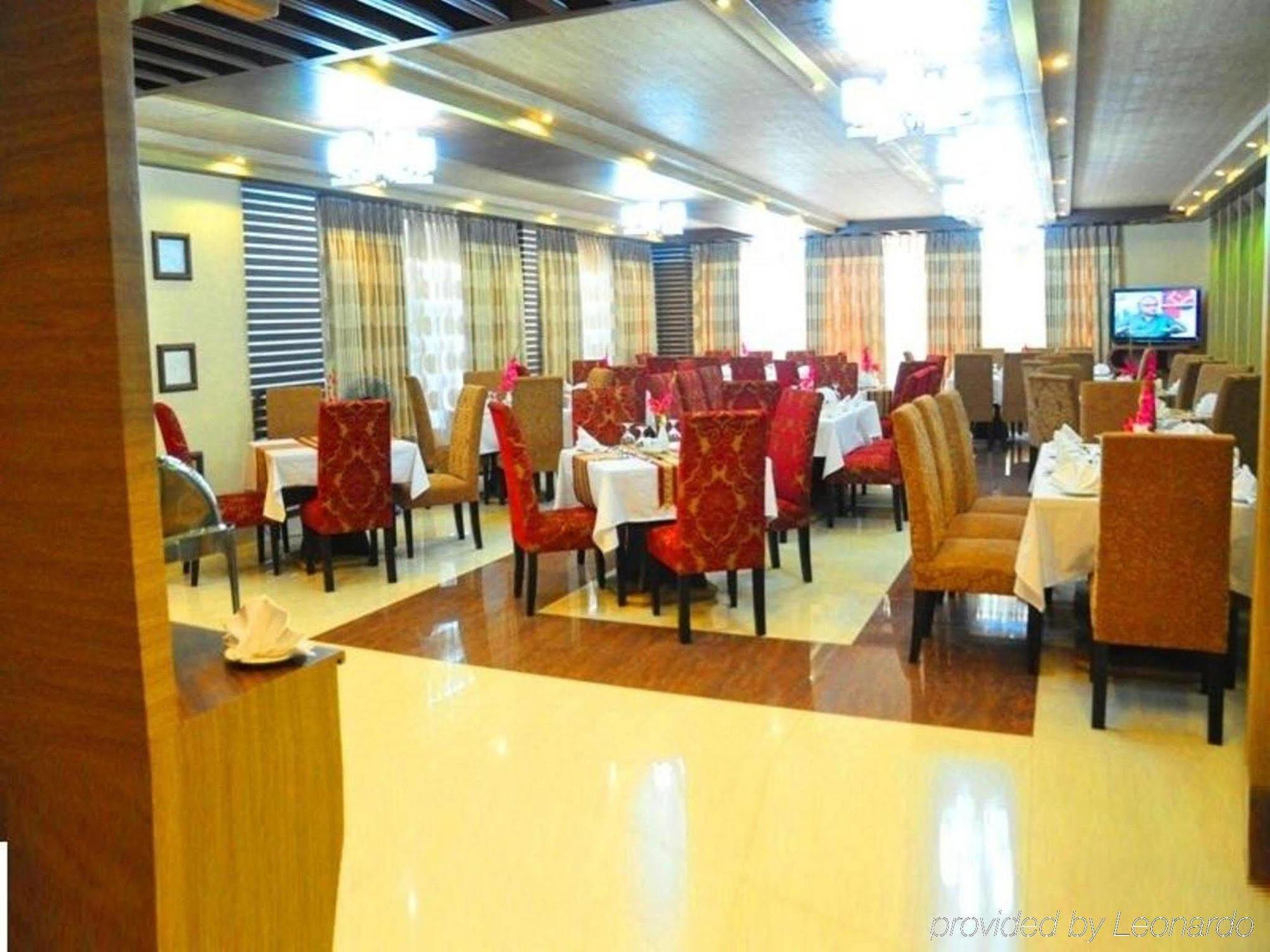 Marino Hotel - Best Near Airport Дакка Экстерьер фото