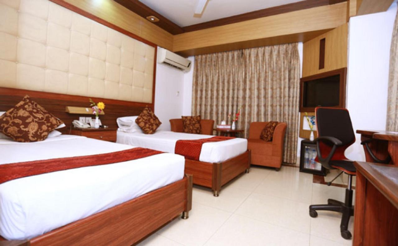 Marino Hotel - Best Near Airport Дакка Экстерьер фото