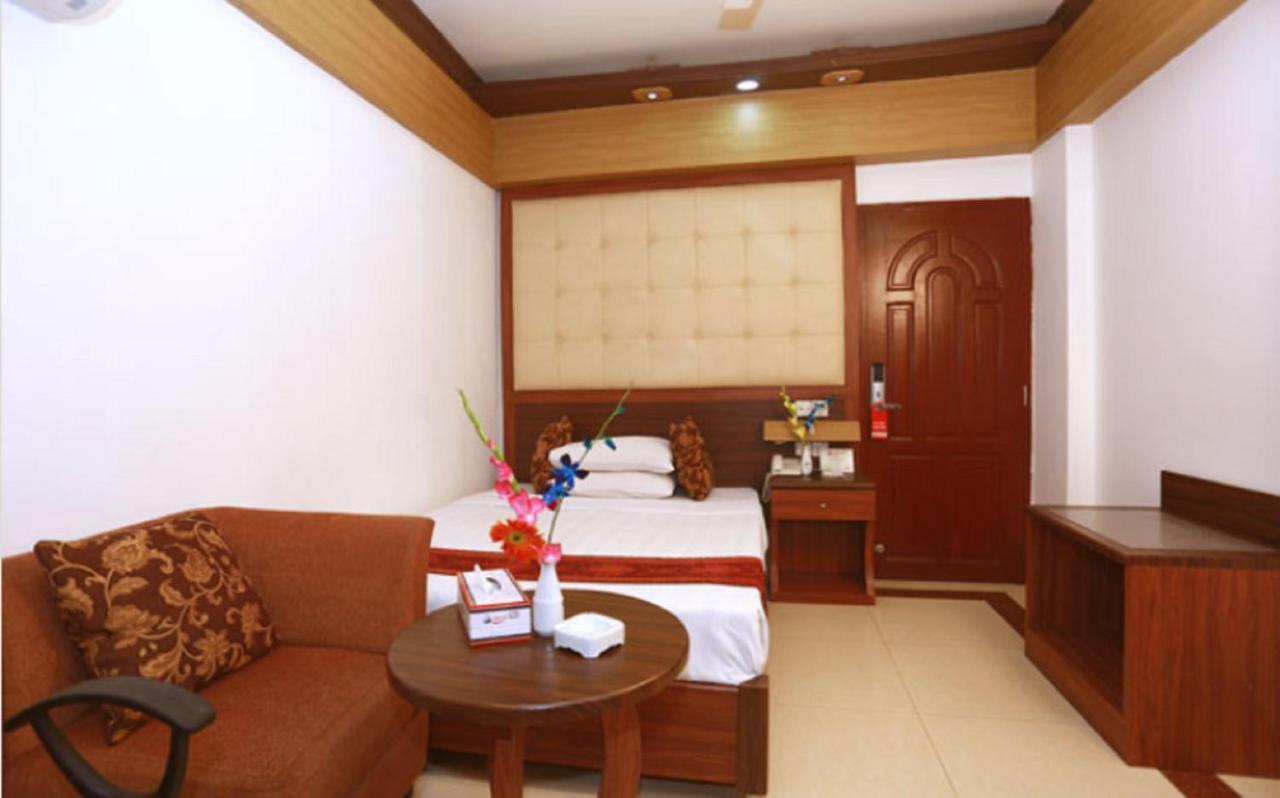 Marino Hotel - Best Near Airport Дакка Экстерьер фото